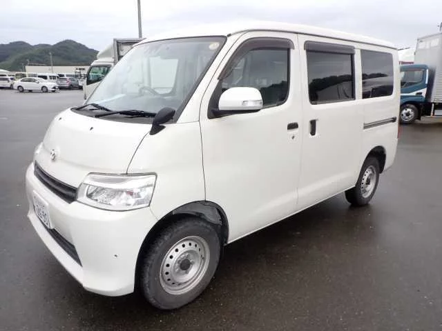 Mazda Bongo Van S403Z 2021